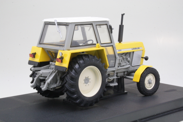 Ursus 1201 2wd, yellow