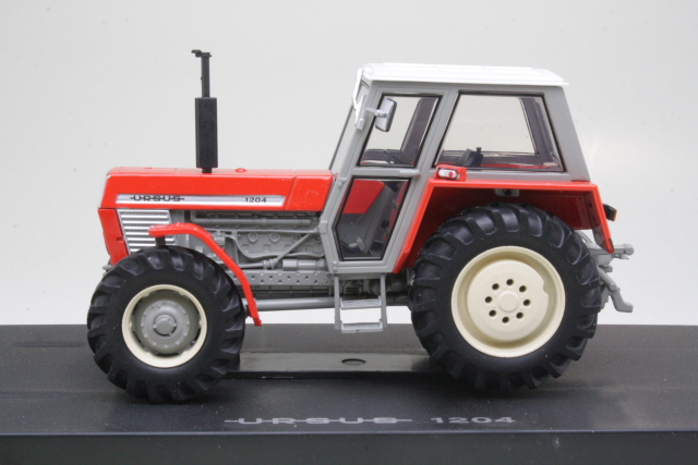 Ursus 1204 4wd, red