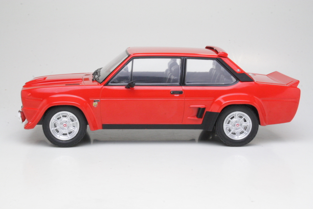 Fiat 131 Abarth 1980, punainen - Sulje napsauttamalla kuva