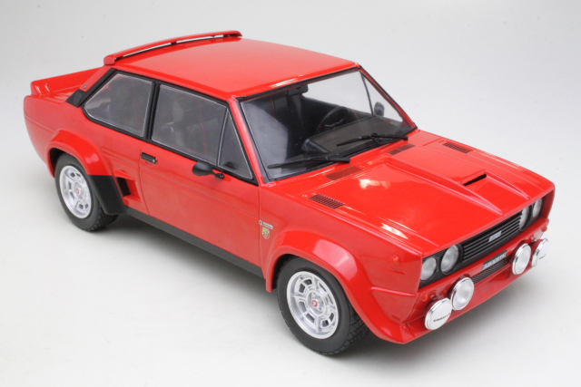 Fiat 131 Abarth 1980, punainen - Sulje napsauttamalla kuva