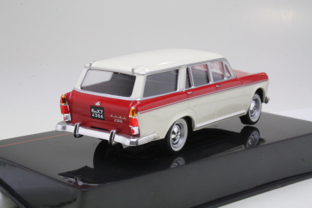 Fiat 2300 1965, valkoinen/punainen