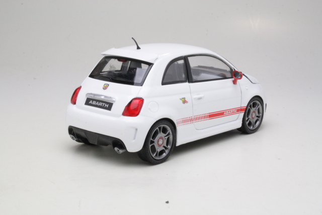 Fiat 500 Abarth, valkoinen - Sulje napsauttamalla kuva