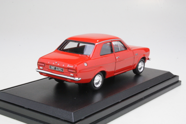 Ford Escort Mk1, punainen - Sulje napsauttamalla kuva