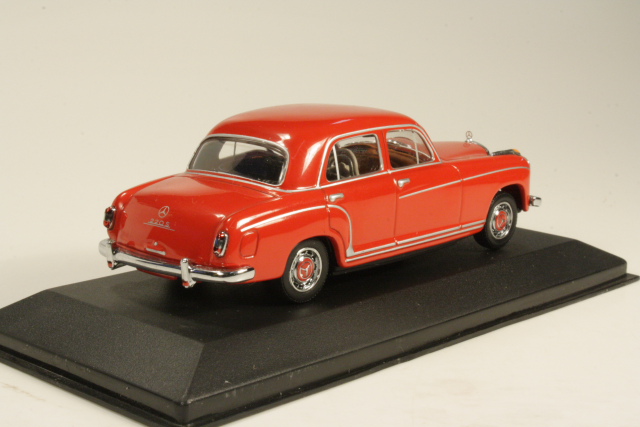 Mercedes 220S 1956, punainen