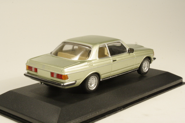 Mercedes 230CE (w123) 1977, light green