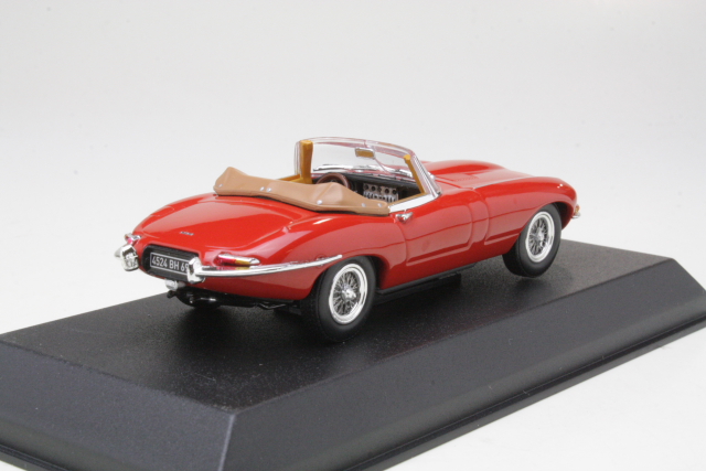 Jaguar E-Type Cabriolet 1961, red - Click Image to Close