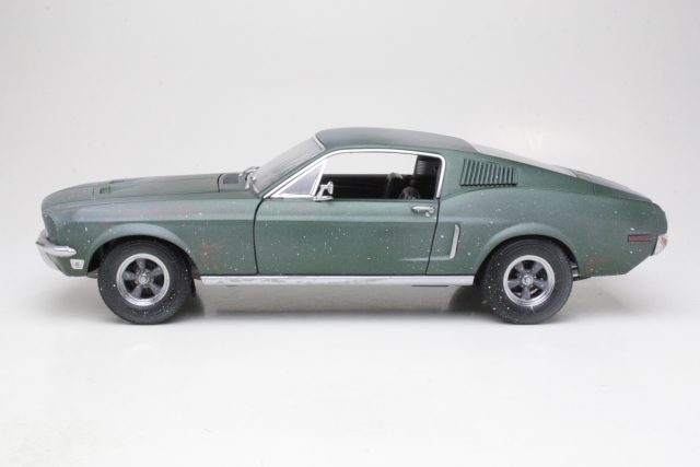 Ford Mustang GT390 1968, green "Bullit"