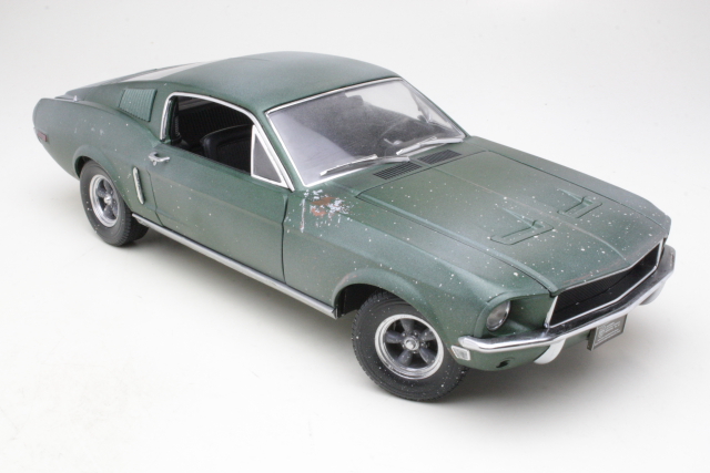 Ford Mustang GT390 1968, green "Bullit"