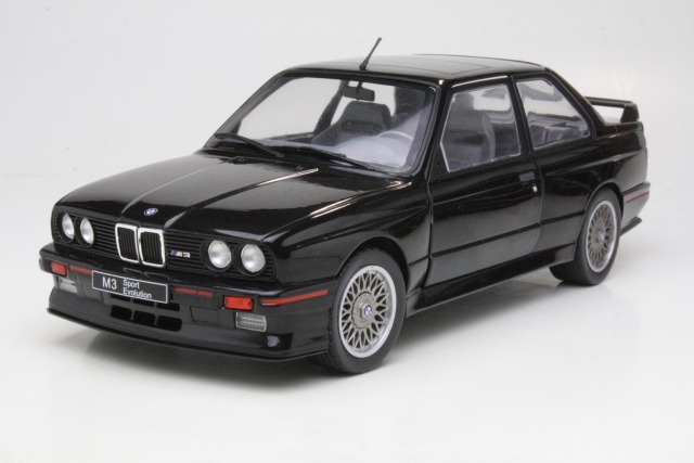 BMW M3 (e30) 1990, musta