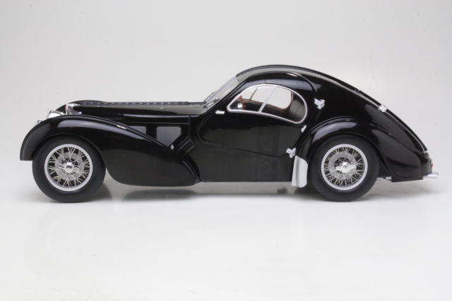 Bugatti Type 57SC Atlantic 1938, musta - Sulje napsauttamalla kuva