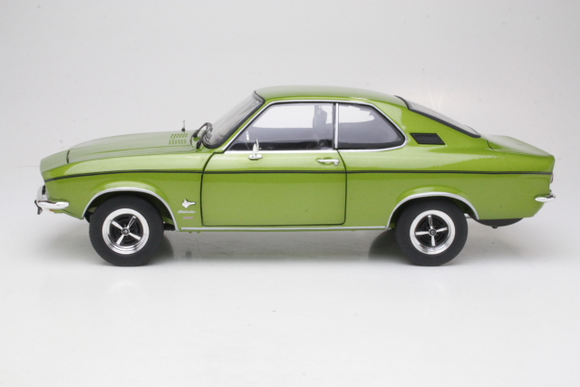 Opel Manta 1970, vihreä - Sulje napsauttamalla kuva