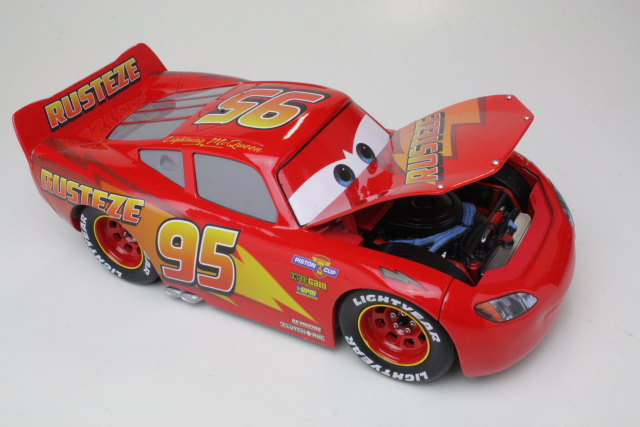 Lightning McQueen "Cars 3" - Sulje napsauttamalla kuva