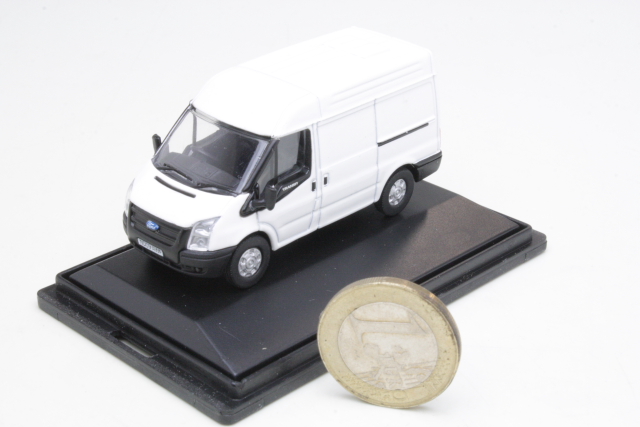 Ford Transit Van (Medium Roof), valkoinen
