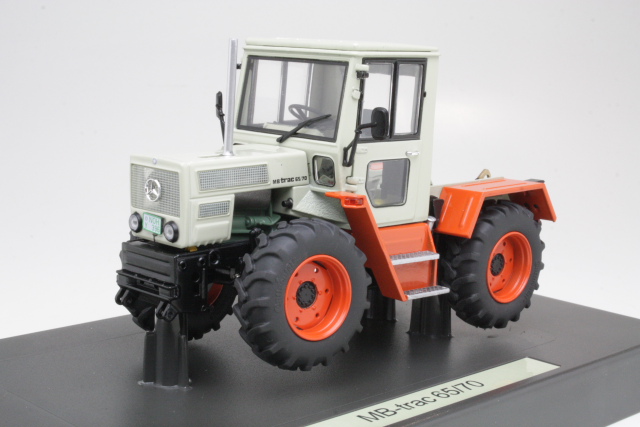 MB-Trac 65-70 (W440) 1973, white/red