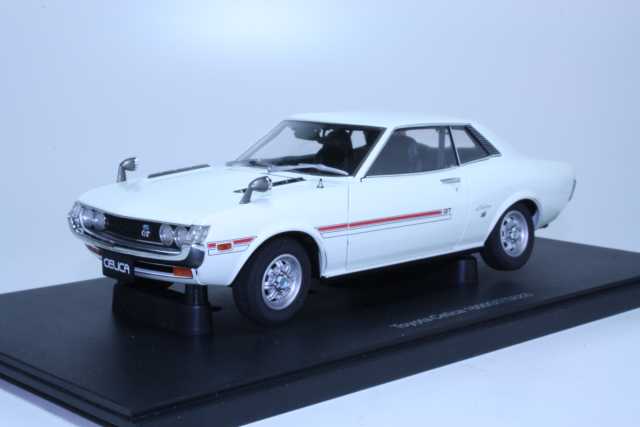 Toyota Celica 1600GT (TA22) 1973, valkoinen