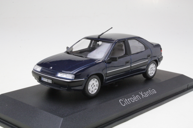 Citroen Xantia 1993, sininen - Sulje napsauttamalla kuva