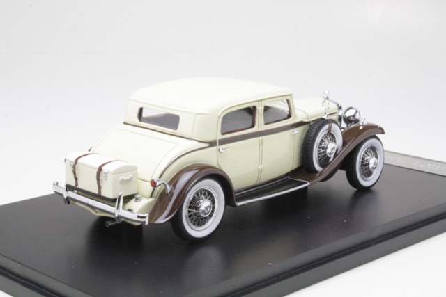 Stutz DV32 Monte Carlo Sedan by Weymann 1933, beige/brown