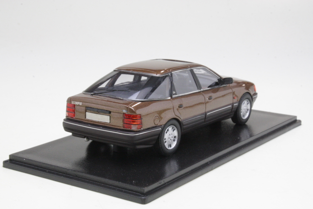 Ford Scorpio Ghia Mk1 1986, ruskea - Sulje napsauttamalla kuva