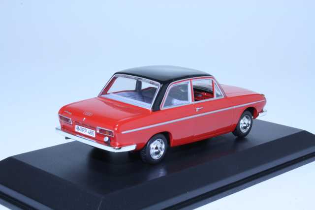 DKW F102 2d 1965, punainen