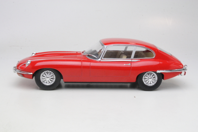 Jaguar E-Type 1962, red