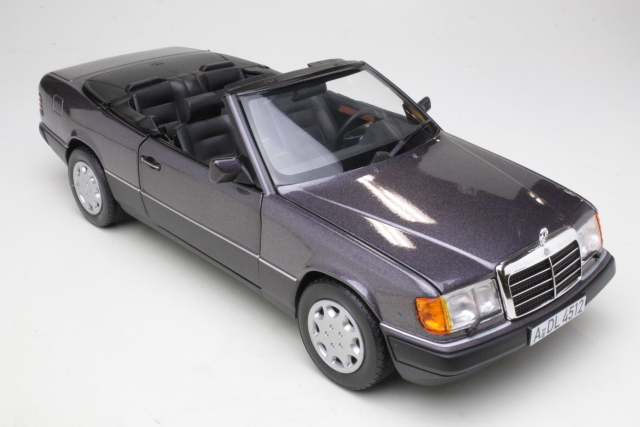 Mercedes 300CE Cabriolet 1990, harmaa - Sulje napsauttamalla kuva