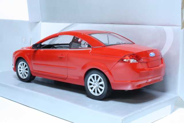 Ford Focus Convertible 2008, red
