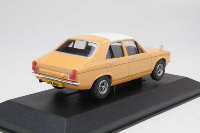 Hillman Avenger 1.6DL, orange/beige