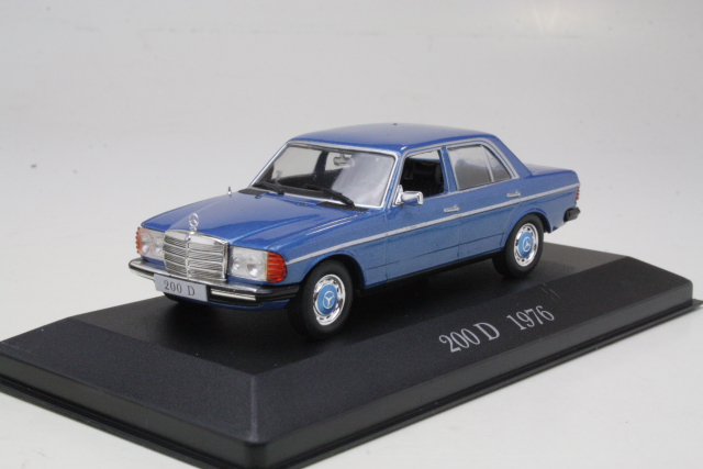 Mercedes 200D (w123) 1976, sininen - Sulje napsauttamalla kuva