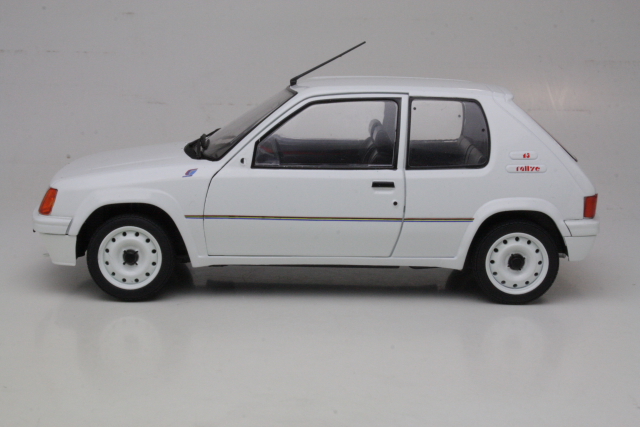 Peugeot 205 Rally 1.3 1988, white - Click Image to Close