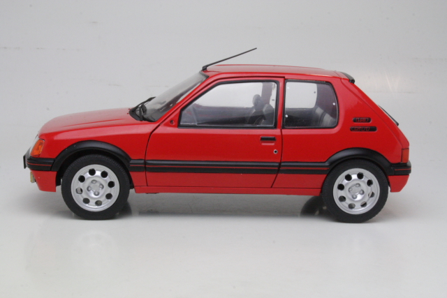 Peugeot 205 GTi 1.9 1988, punainen - Sulje napsauttamalla kuva