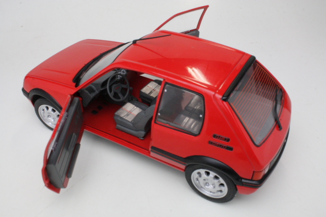 Peugeot 205 GTi 1.9 1988, punainen - Sulje napsauttamalla kuva