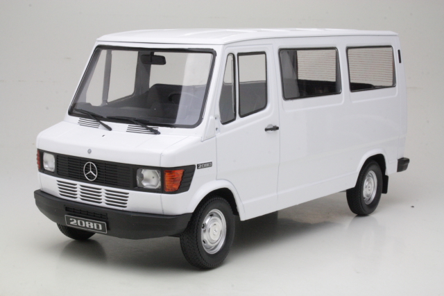 Mercedes 208D Bus 1988, white