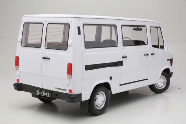 Mercedes 208D Bus 1988, white