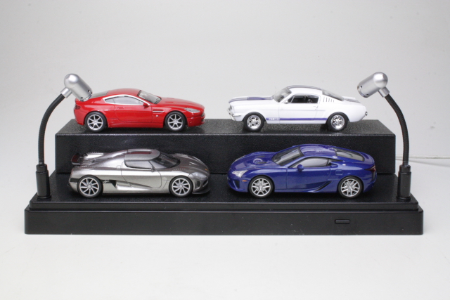 Plastic Showcase 1:43 with LED-lights