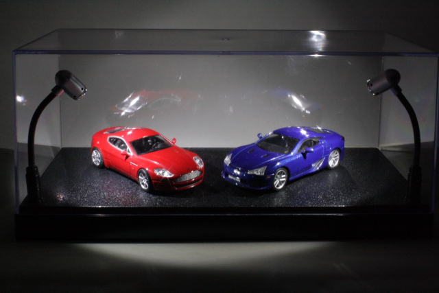 Plastic Showcase 1:43 with LED-lights