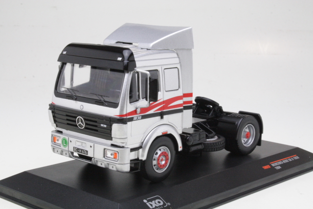 Mercedes SK-II 1838 1994, hopea/punainen