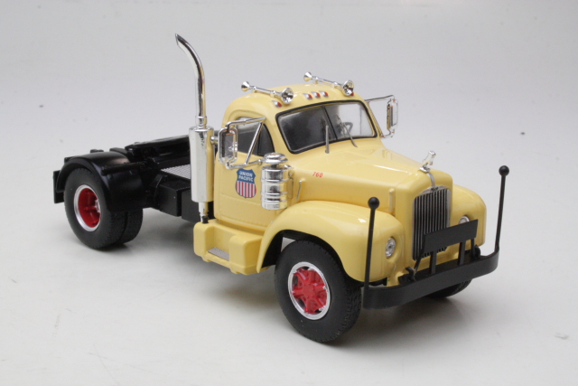 Mack B61 1955 "Union Pacific"