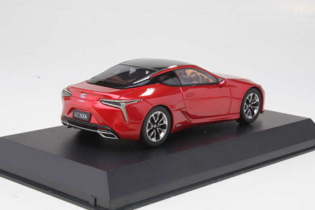 Lexus LC500 2018, punainen - Sulje napsauttamalla kuva