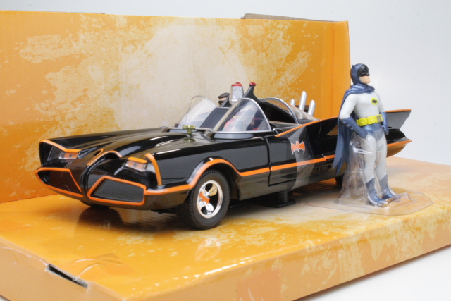 Batmobile 1966 "TV Series" (1:24) - Sulje napsauttamalla kuva