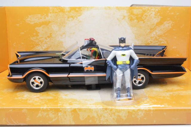 Batmobile 1966 "TV Series" (1:24)