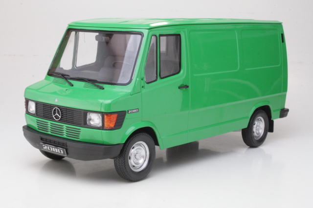 Mercedes 208D Van, vihreä - Sulje napsauttamalla kuva