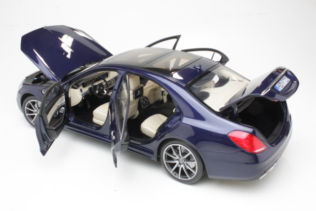 Mercedes S-Class AMG-Line 2018, tummansininen