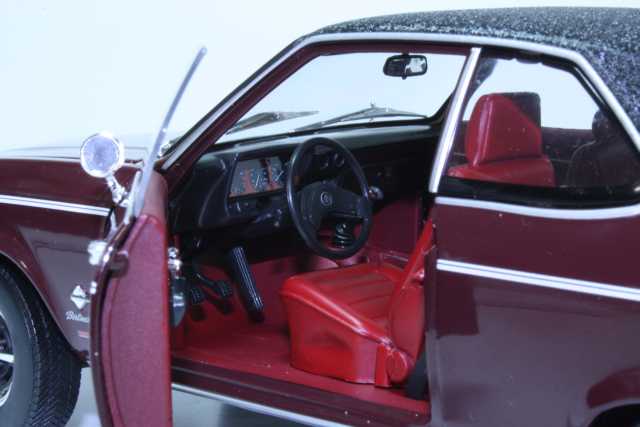 Opel Manta A Berlinetta, tummanpunainen