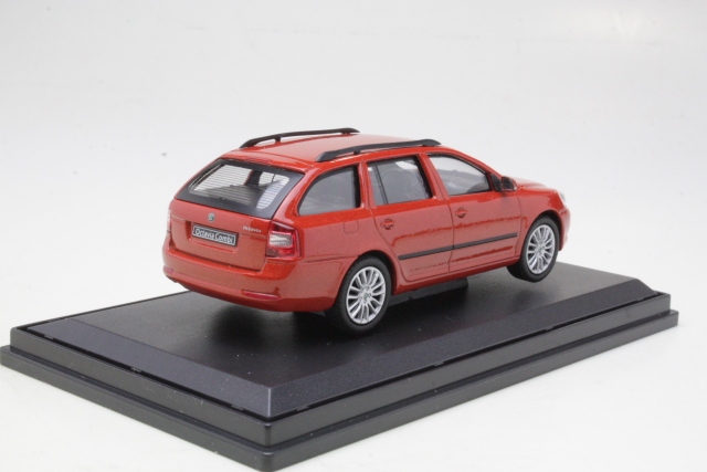 Skoda Octavia Station Wagon Restyling 2010, dark orange