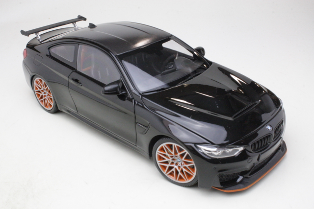 BMW M4 GTS 2016, musta - Sulje napsauttamalla kuva