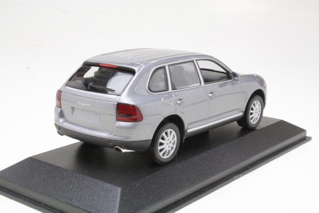 Porsche Cayenne V6 2003, grey