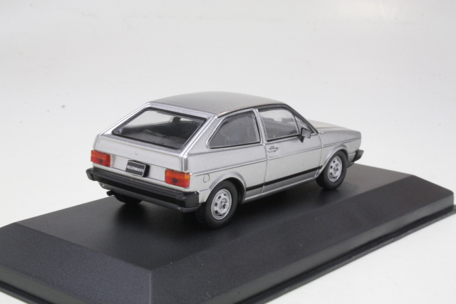 VW Gol BX 1984, silver