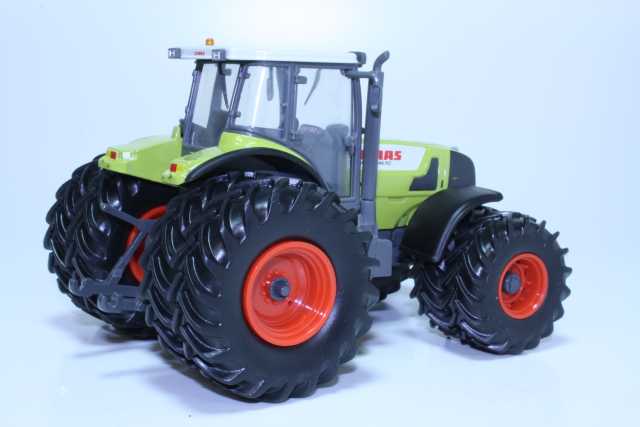 Claas Altes 946 RZ, 8 wheels