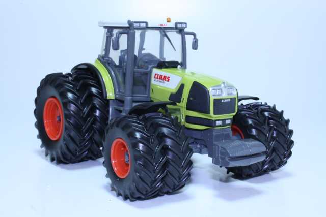 Claas Altes 946 RZ, 8 wheels