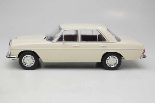 Mercedes 200D (w115) 1968, beige - Sulje napsauttamalla kuva